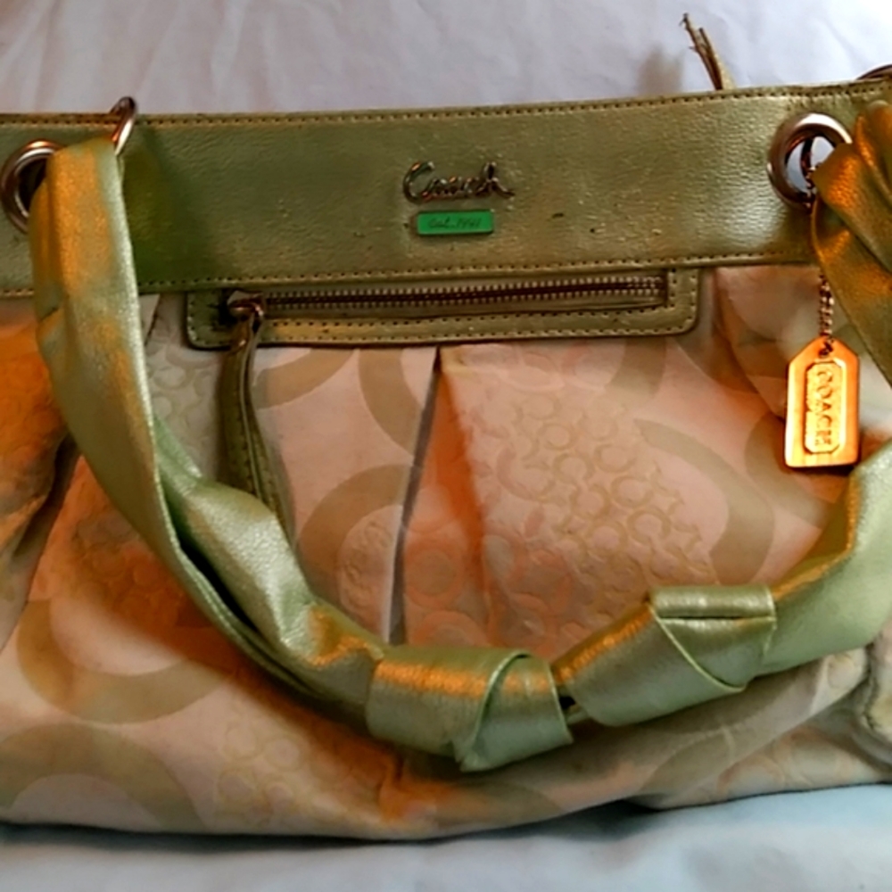 Coach purse - Picture 5 of 12